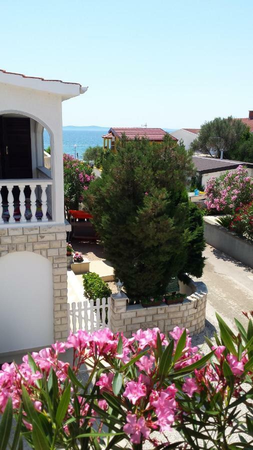 Apartment Robic Vir Bagian luar foto