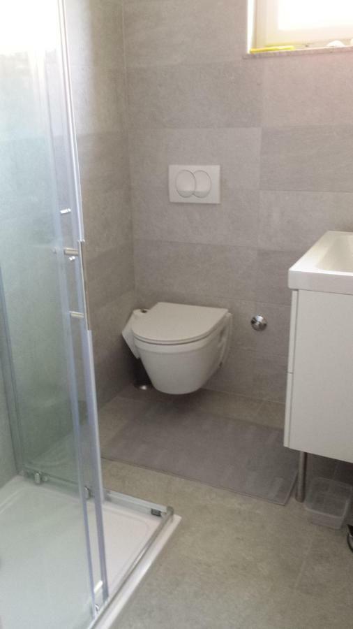 Apartment Robic Vir Bagian luar foto
