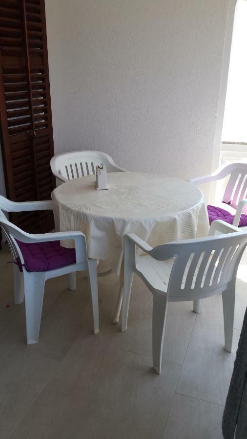 Apartment Robic Vir Bagian luar foto