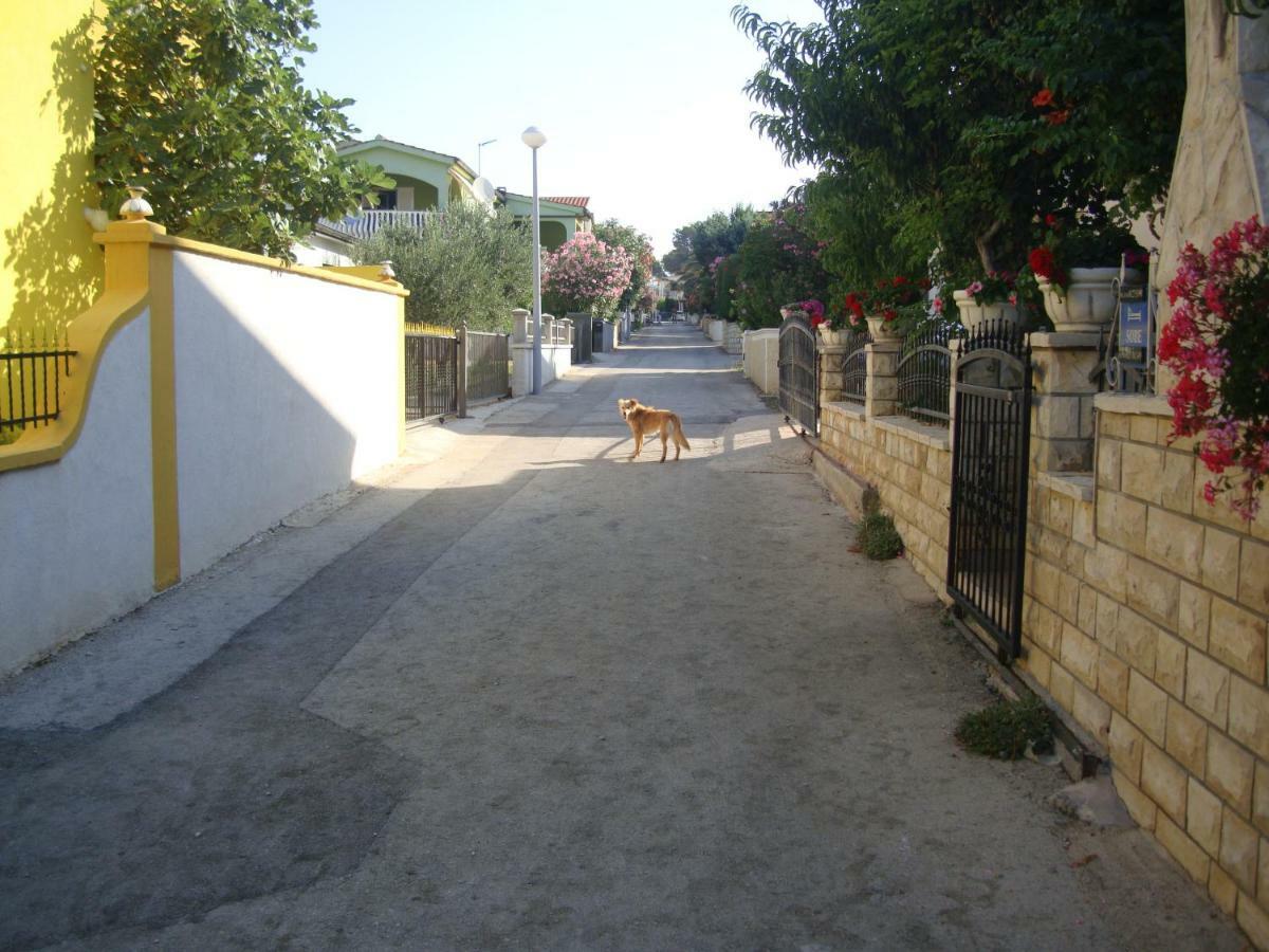 Apartment Robic Vir Bagian luar foto